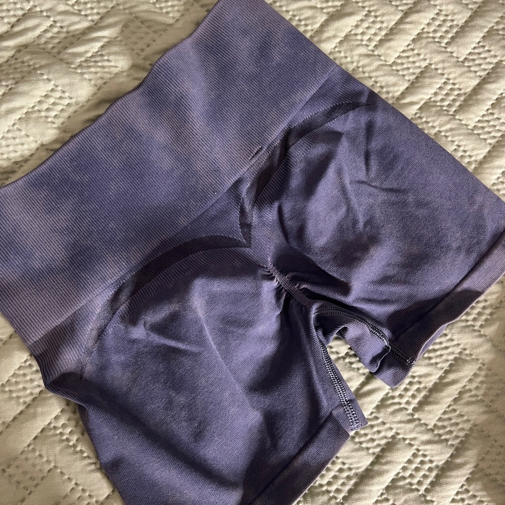 Gym shark shorts - Picture 2 of 2